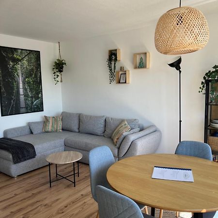 Up Wulkje21 Neu Renovierte Wohnung Mit Pkw Stellplatz Emden Eksteriør billede