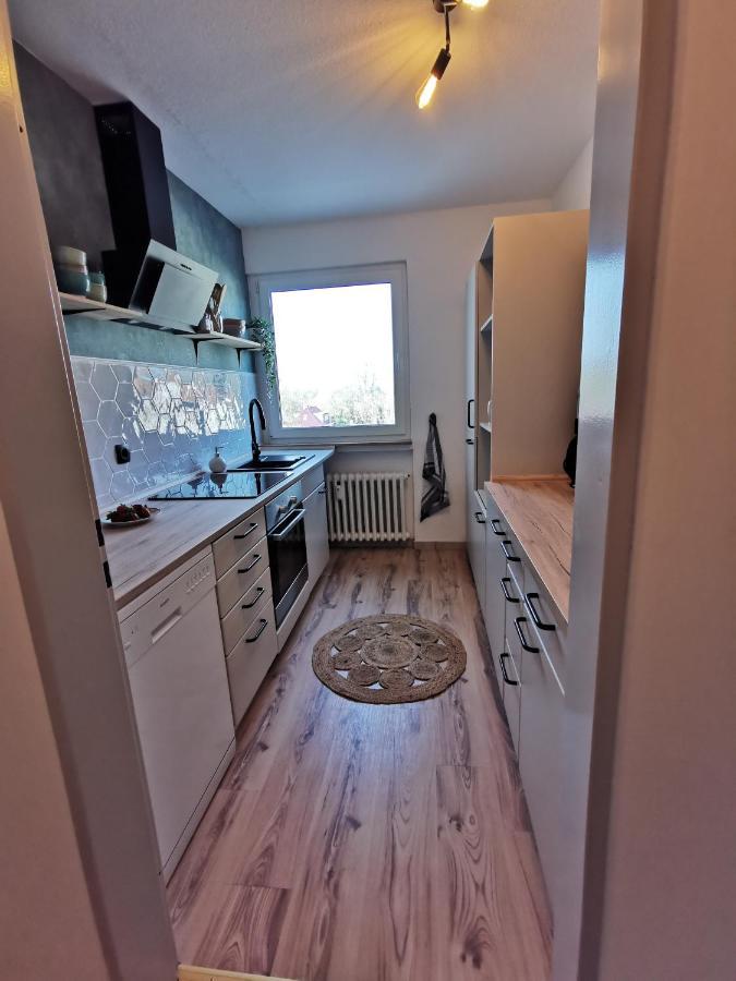 Up Wulkje21 Neu Renovierte Wohnung Mit Pkw Stellplatz Emden Eksteriør billede