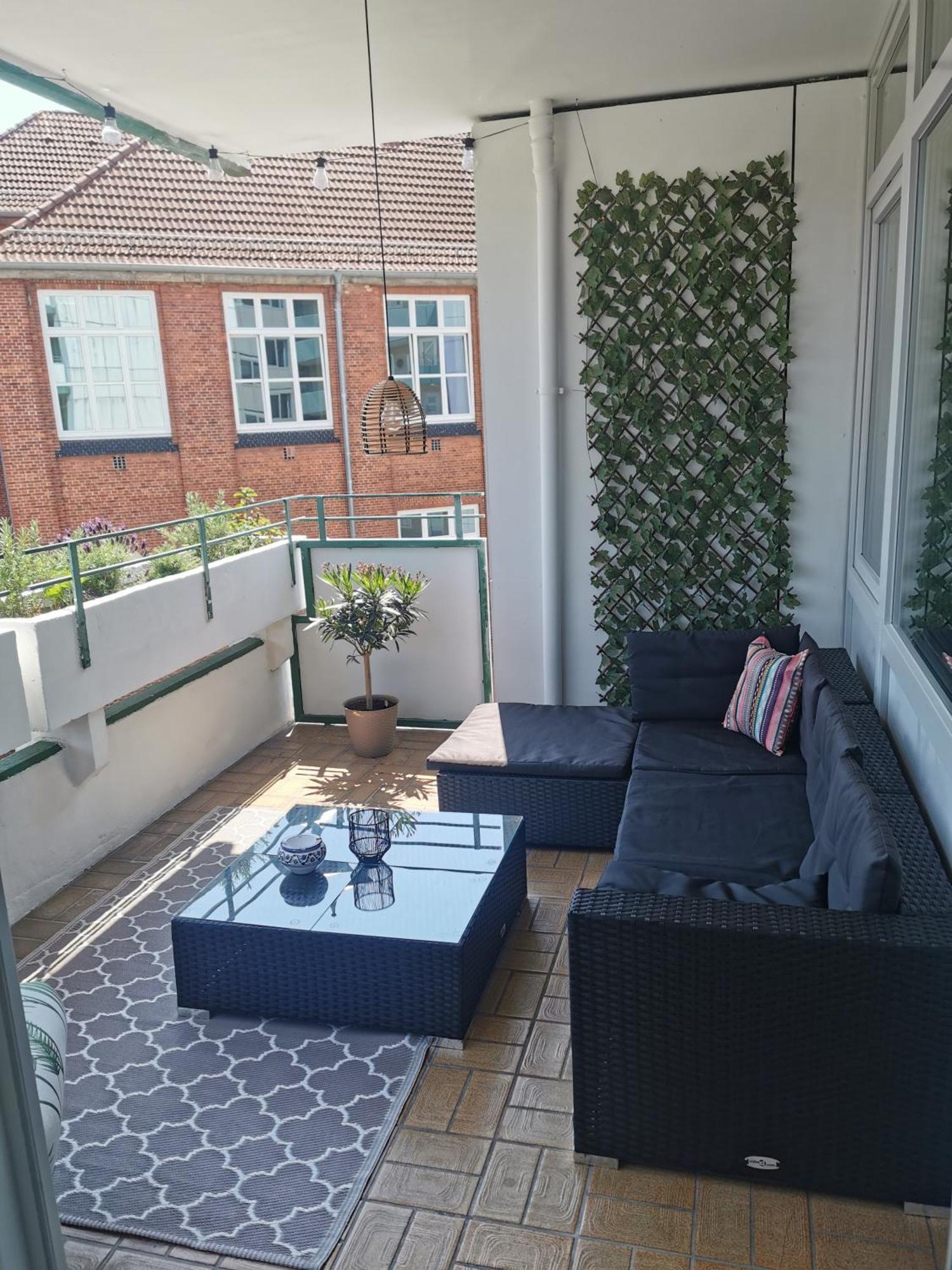 Up Wulkje21 Neu Renovierte Wohnung Mit Pkw Stellplatz Emden Eksteriør billede