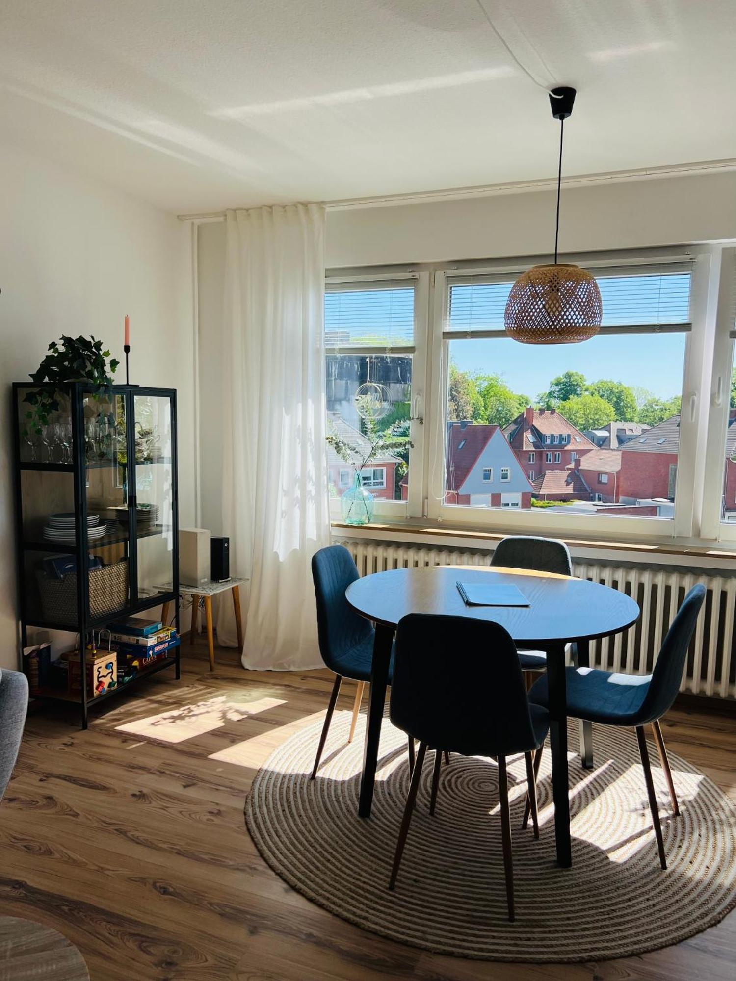 Up Wulkje21 Neu Renovierte Wohnung Mit Pkw Stellplatz Emden Eksteriør billede